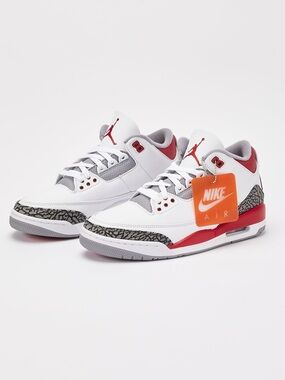 NIKE Jordan 3 Retro